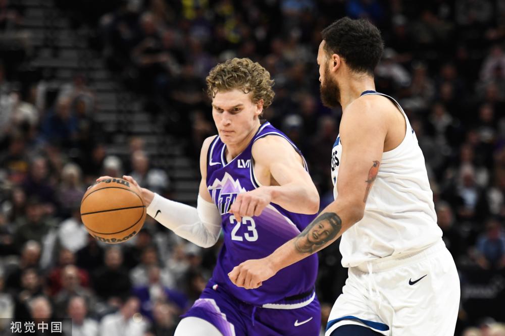 展现了从足 展现了从足